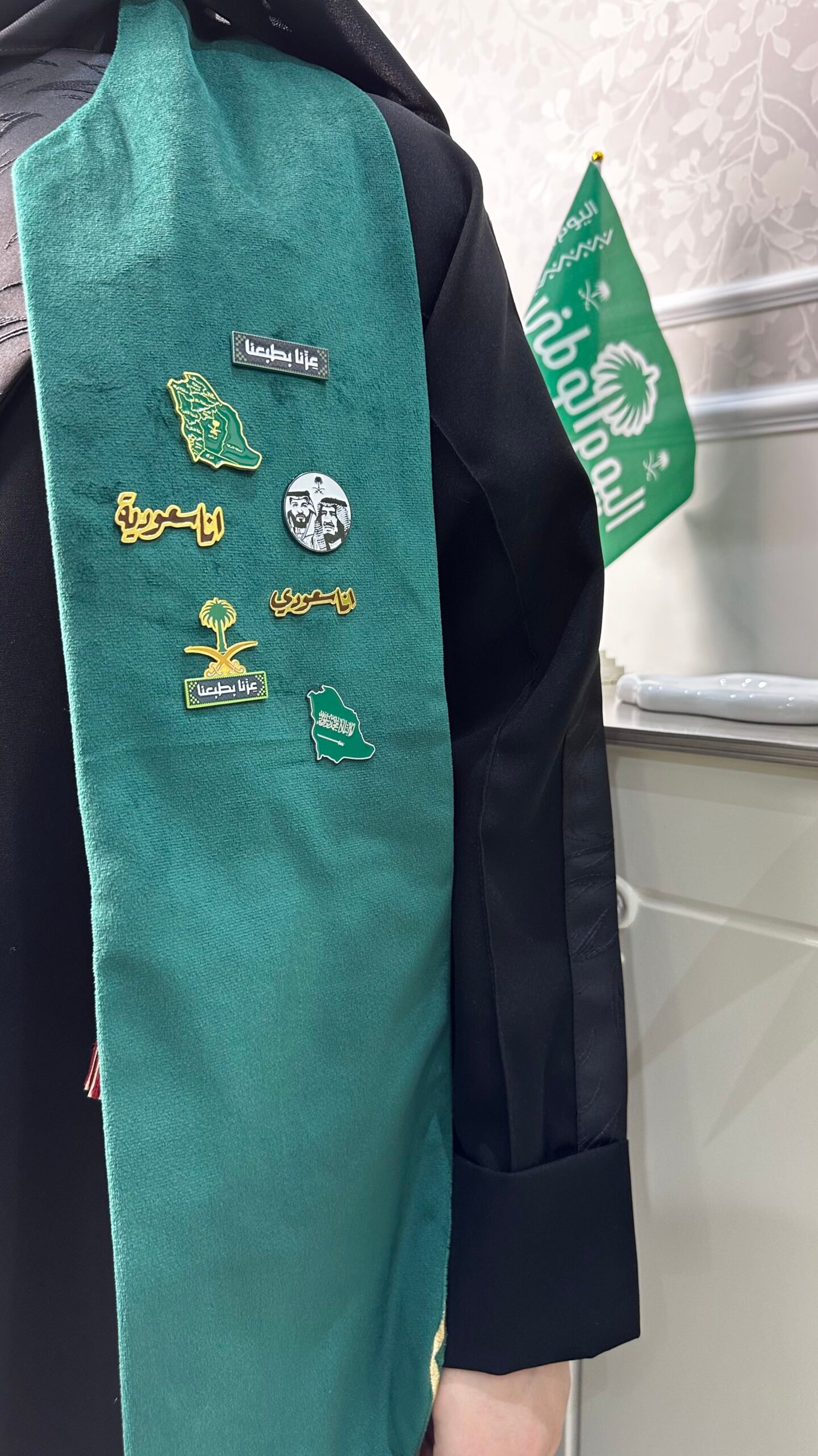 بروشات مغناطيس